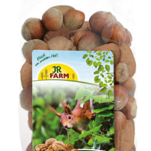 JR farm garden eekhoorn noten snack